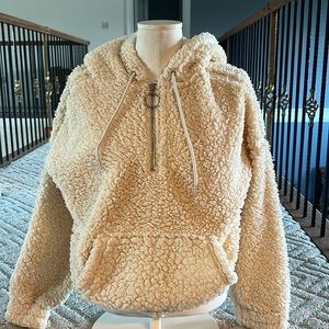 PRE-LOVED REFLEX ULTER SOFT FLEECE jacket Junior size S creamy color